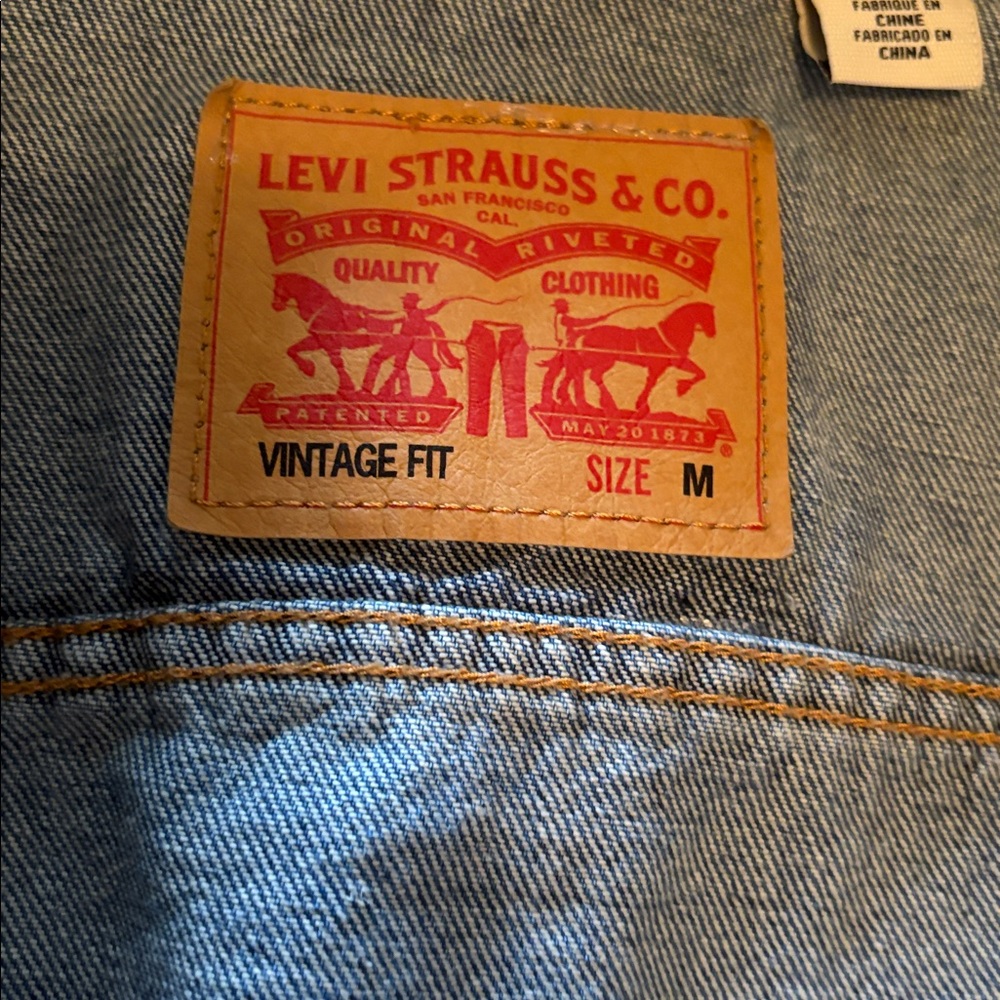 NEW! Levi's Vintage Fit Denim Jacket HYBRID HOODED TRUCKER JACKET Medium - Picture 5 of 7